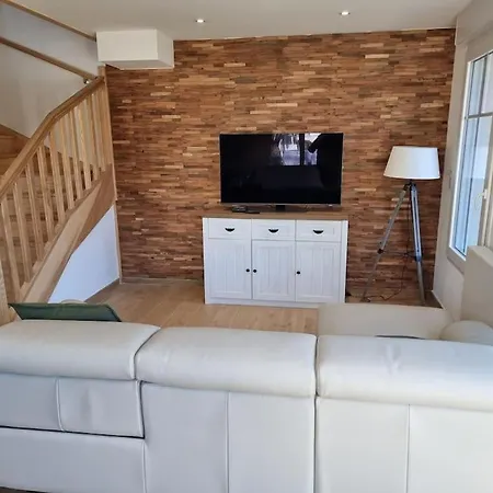 Hébergement de vacances Maison Familiale Avec Jardin *