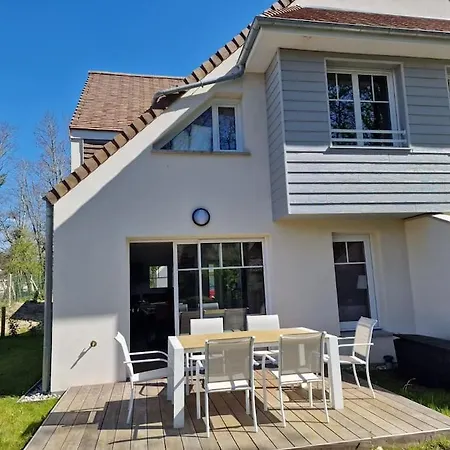 Maison Familiale Avec Jardin Hébergement de vacances Neufchâtel-Hardelot