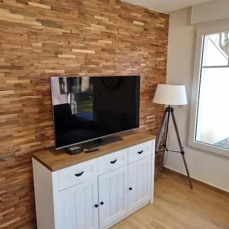 Maison Familiale Avec Jardin *